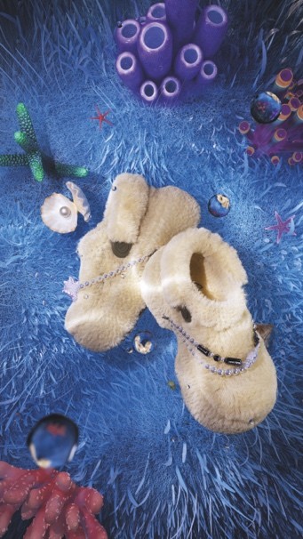 A picture containing blue, several Description automatically generated