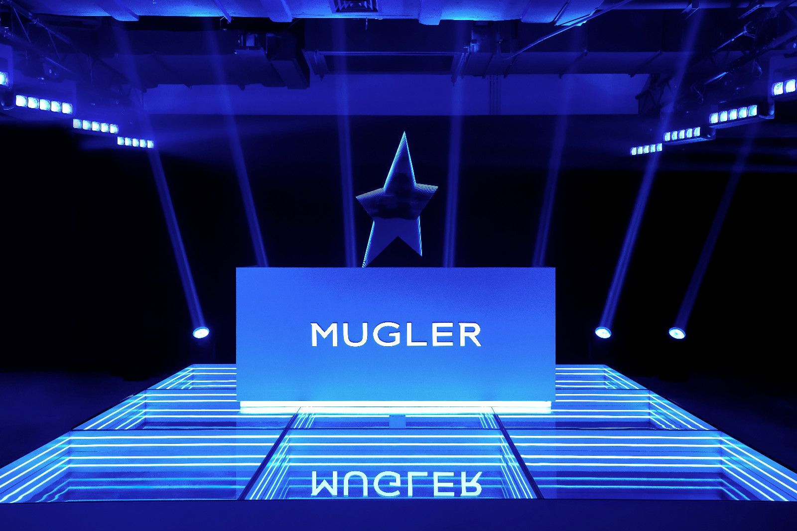 MUGLER 寻香逐梦之夜 现场图 5.jpeg