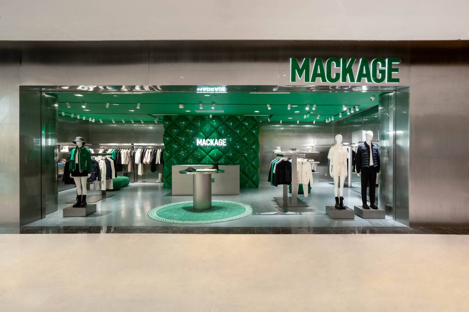 Mackage--2.jpg