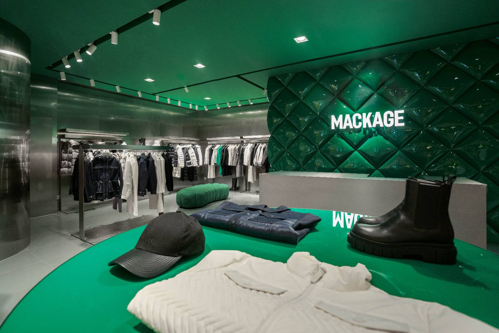 Mackage--4.jpg