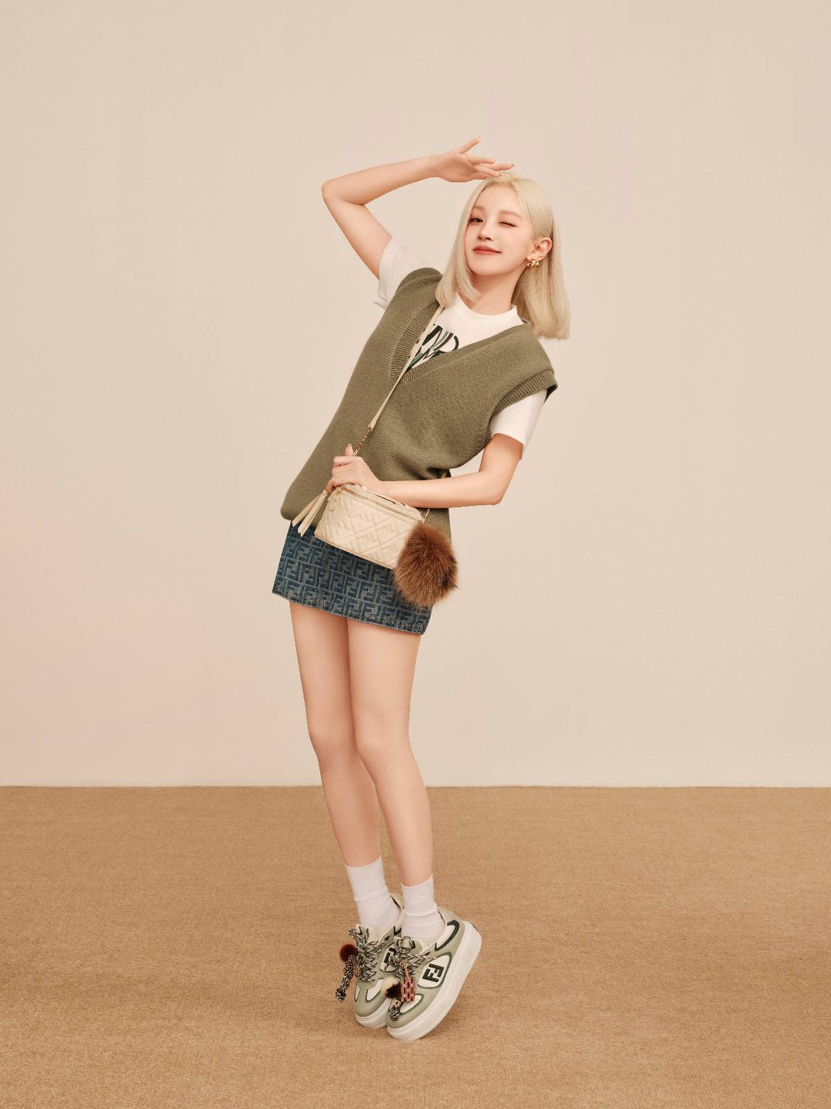 FENDI MATCH CHARMS_Special Shooting ft. Song Yuqi_2_RGB(1).jpg