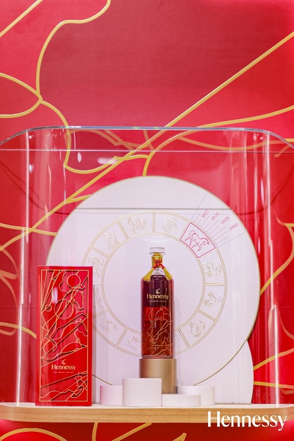 图片包含 图示
AI 生成的内容可能不正确。