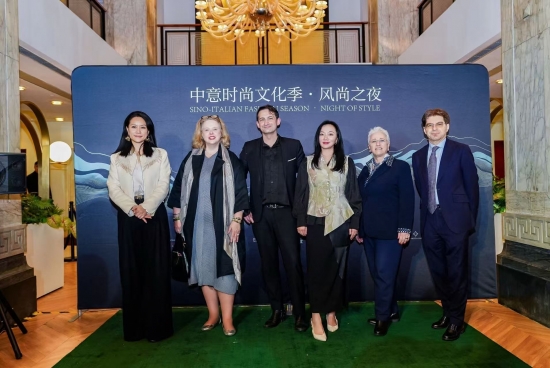 云图片