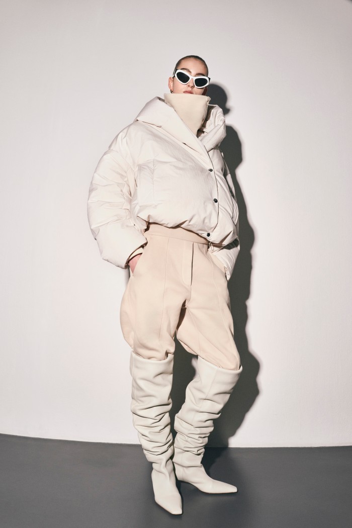 03.jpg